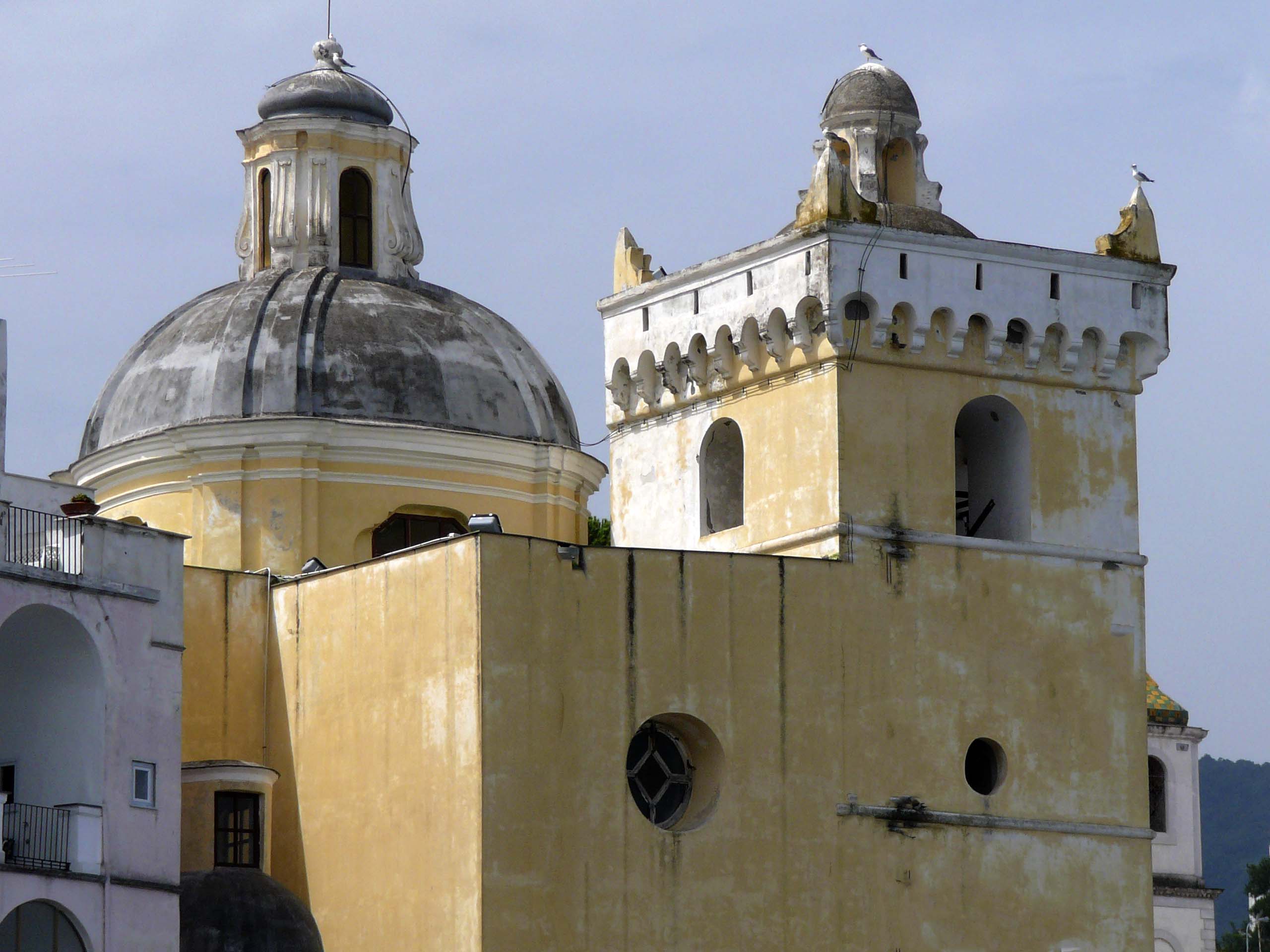 Ischia. Dom