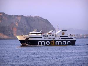 Ischia. Fähre zum Festland